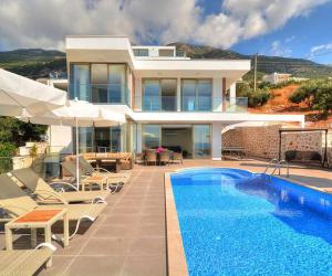 🌊 Villa Ahıska | Kalkan Merkezde 8 Kişilik Jakuzili & Deniz Manzaralı Villa