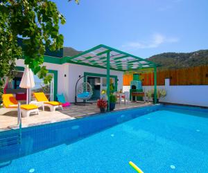 🌿 Villa Petra | Kalkan İslamlar'da Saunalı, Jakuzili & Oyun Alanlı Balayı Villası