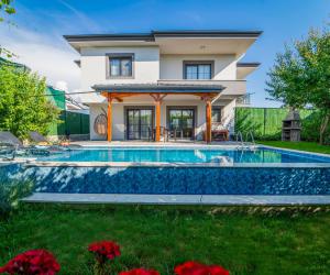 Villa Lux