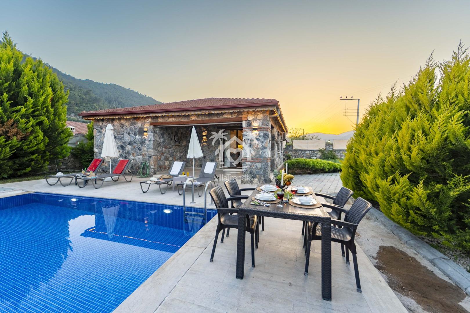 Villa Kaya Fethiye Kayaköy | Muhafazakar Jakuzili Villa Kiralama