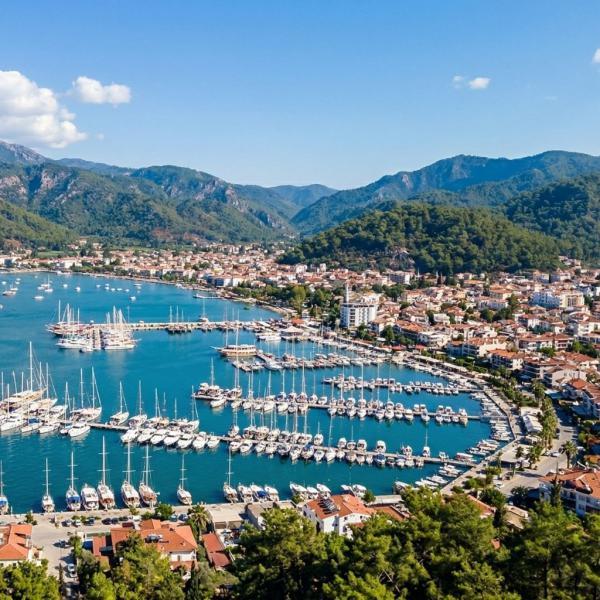 Fethiye Merkez Kiralık Villa | Şehir İçi Lüks & Ekonomik Villalar