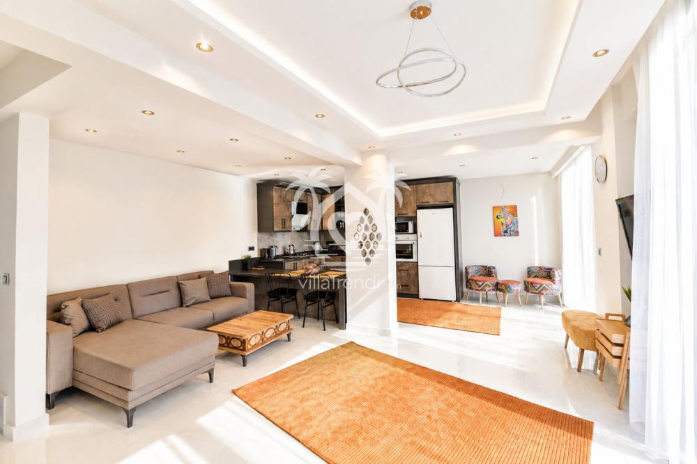 Fethiye özel havuzlu tatil evi Agoras 1 şık ve ferah salon görünümü