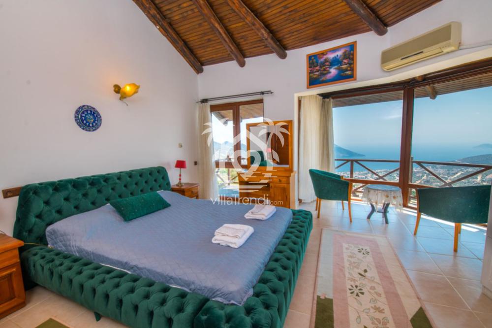 Kalkan deniz manzaralı tatil evi Likya Akbel çift kişilik süit yatak odası.
