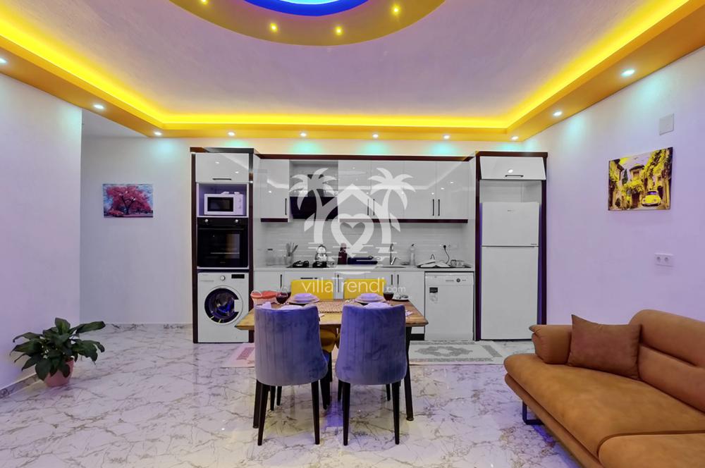 Kalkan lüks kiralık villa tam donanımlı Amerikan mutfak ve yemek masası