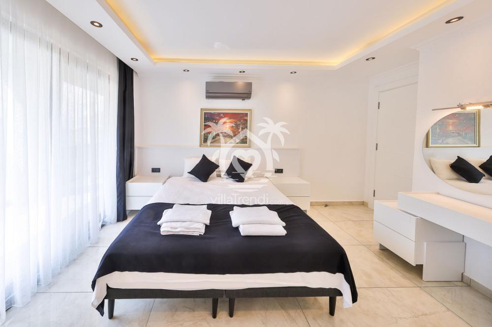 Villa Puzzle Kalkan geniş aile villası iç mekan dekorasyonu