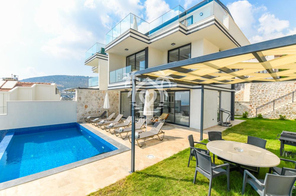 Villa Ace Kalkan Kızıltaş kesintisiz deniz manzaralı özel yüzme havuzu