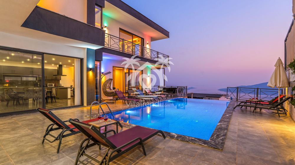 Kalkan kördere villa alfa delta dış alan görünümü