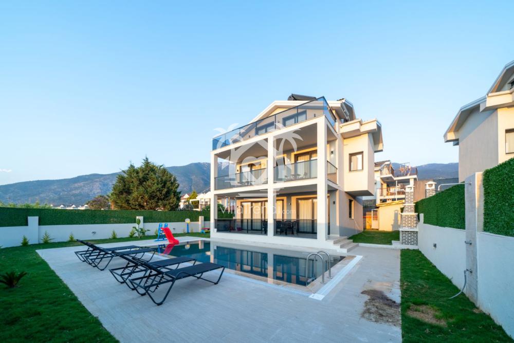 villa ariassos dış görünüm