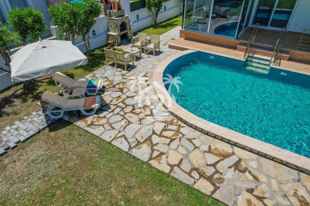 bade dalyan özel havuz alanı