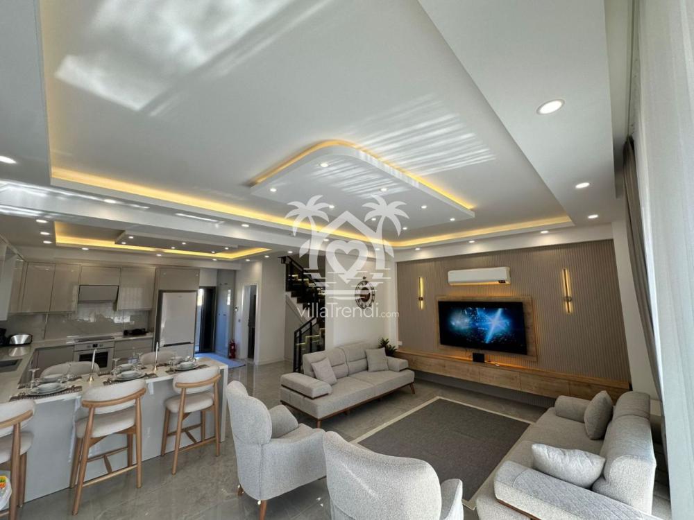 Fethiye Karagedik Villa Berfin modern tasarımlı ferah salon.