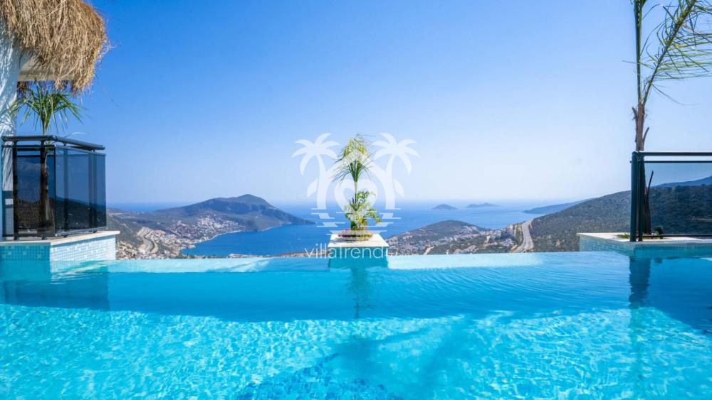 Kalkan deniz manzaralı kiralık villa Boho sonsuzluk havuzu.