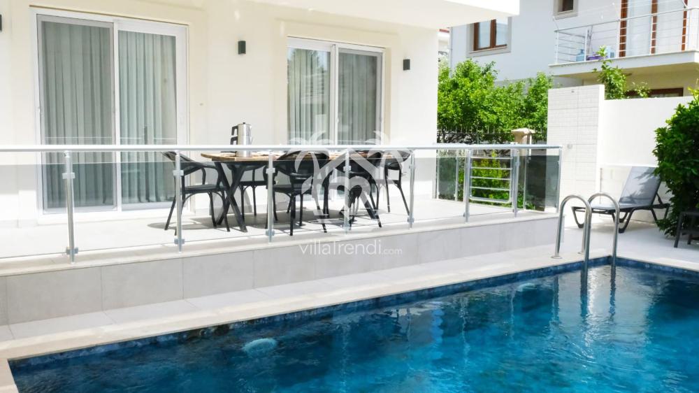 villa bovel b özel havuz alanı