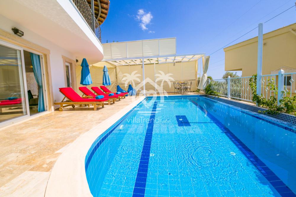 Villa Fora özel havuz alanı