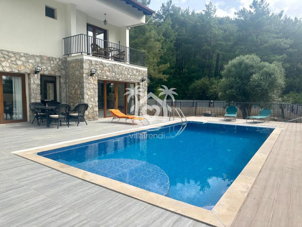 villa huzur havuz alanı