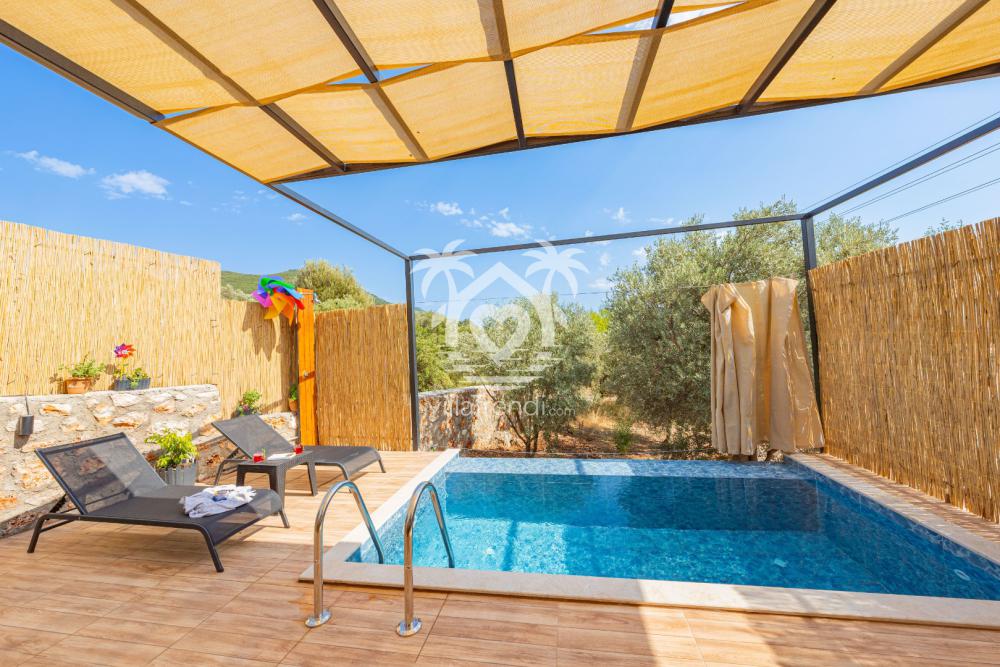 villa keyf havuz alanı