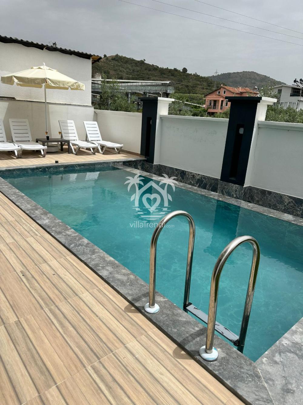 Villa Lale özel havuz alanı