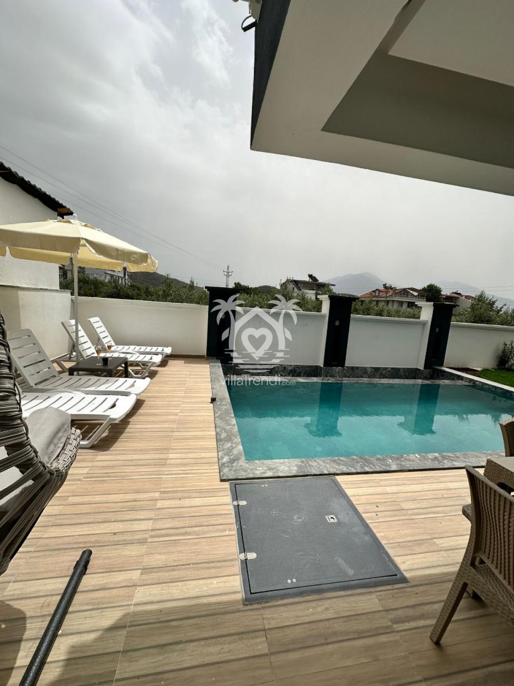 Villa Lale özel havuz alanı