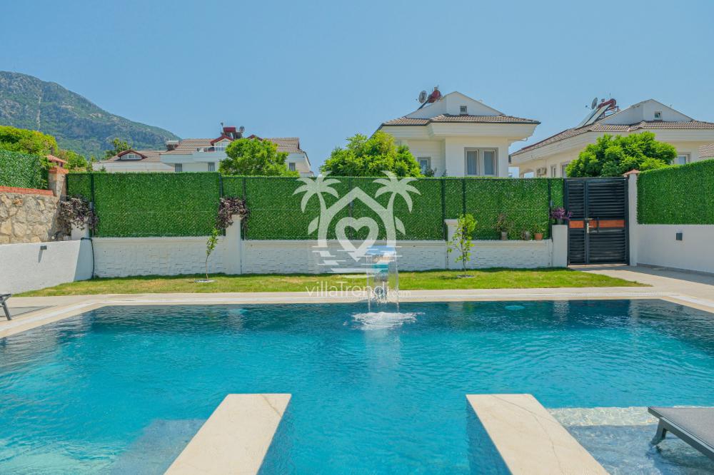 villa likya havuz alanı