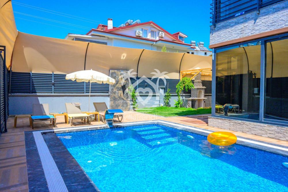 Villa Meltem özel havuz alanı