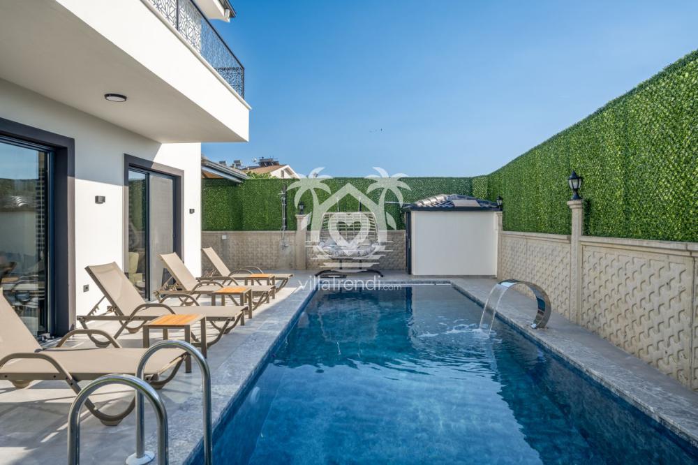 Seydikemer muhafazakar villa Mera 1 dışarıdan görünmeyen havuz terası