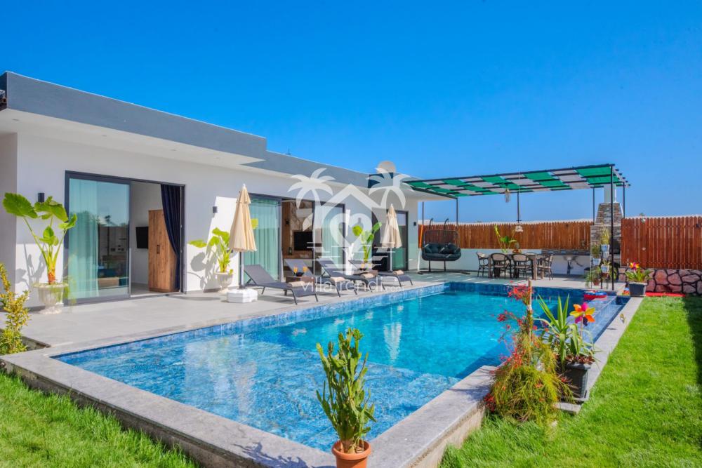 Villa My Nirvana özel havuz alanı