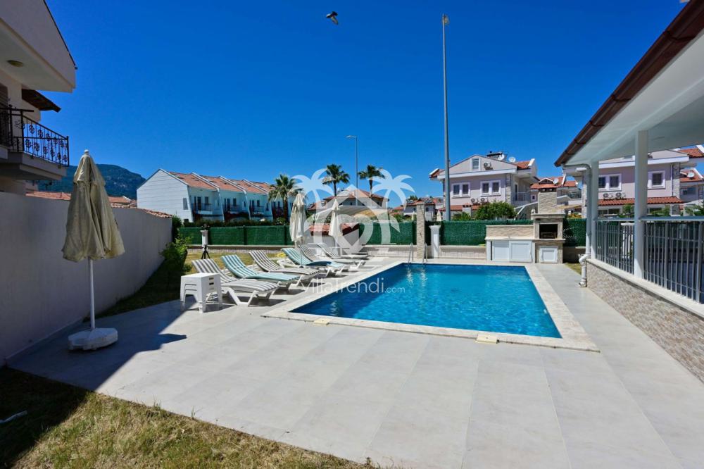 villa pera 5 özel havuz alanı