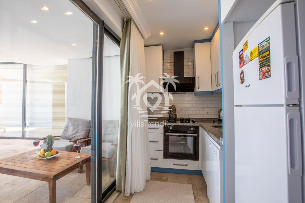 Villa Rose modern Amerikan mutfak tasarımı ve ankastre set detayı.