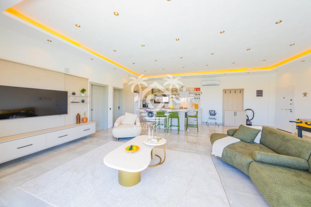 Kalkan kiralık villa Sadece İkimiz ferah ve modern salon tasarımı