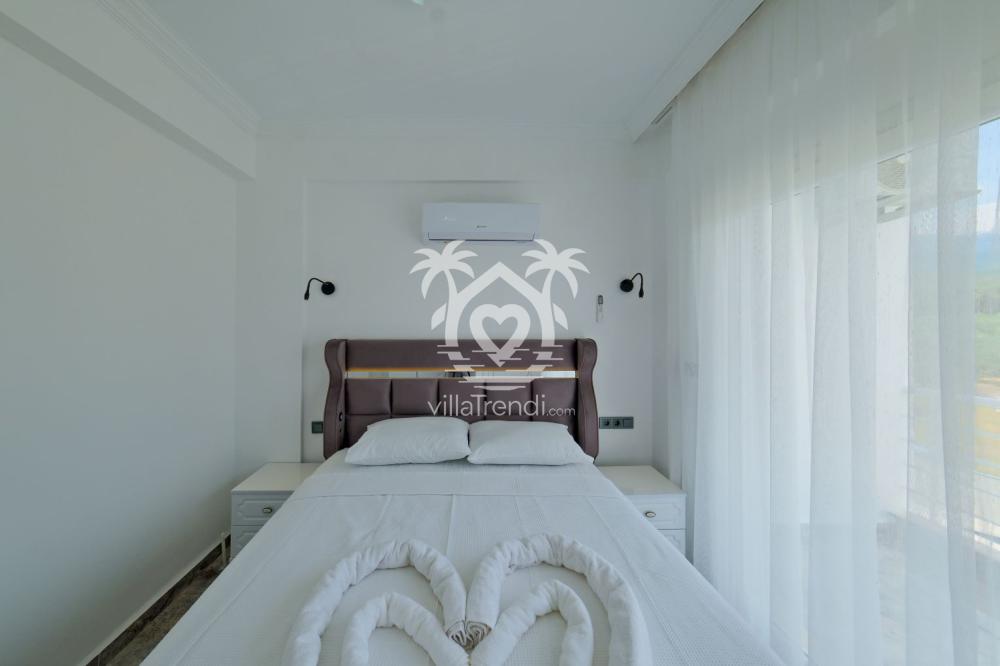 Seydikemer kiralık villa Sarıman 1 konforlu çift kişilik yatak odası