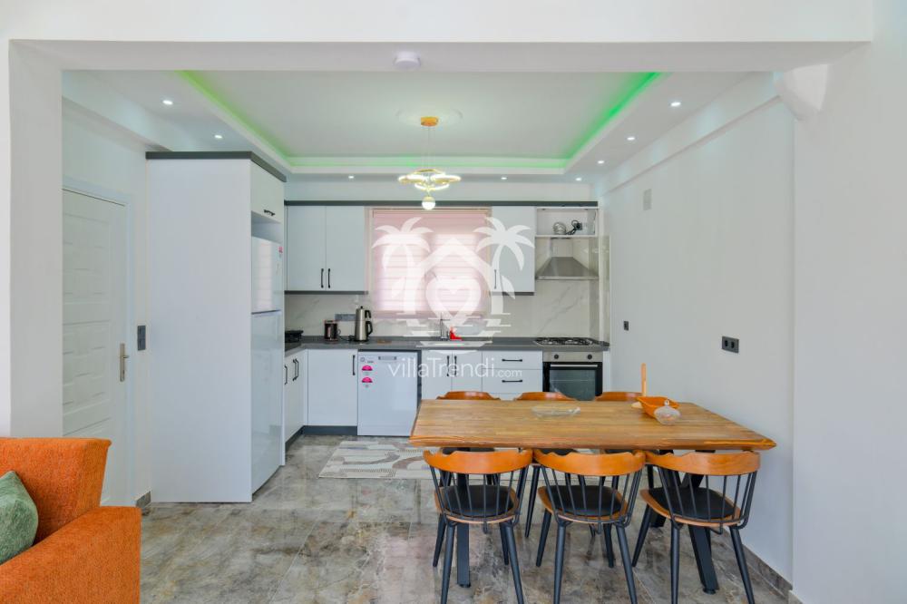 Villa Sarıman 1 Seydikemer Amerikan mutfak ve yemek masası