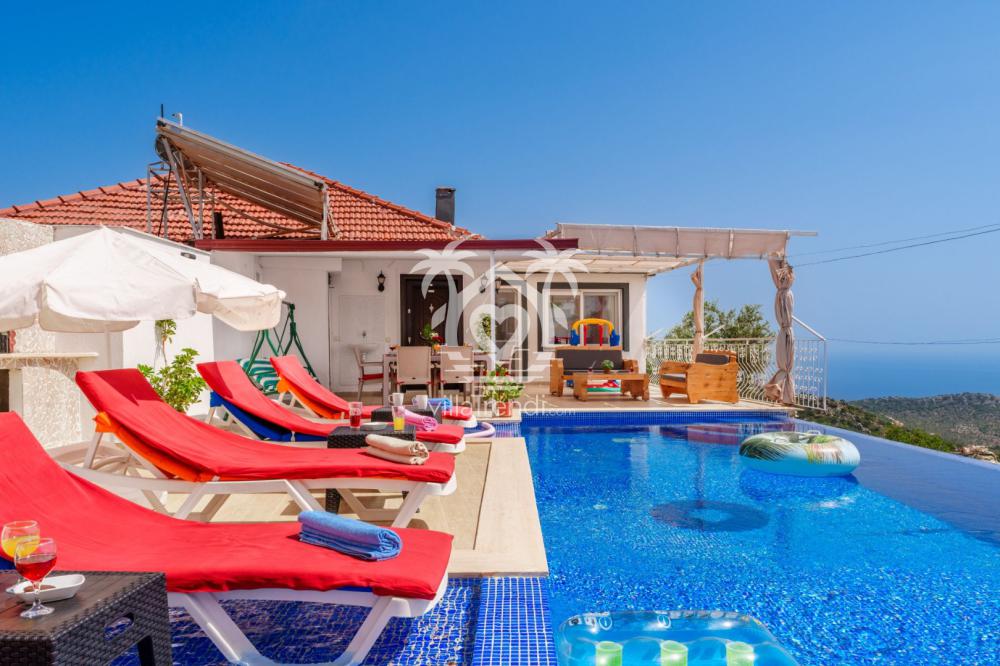 Kalkan kördere villa sarnıç kördere dış alan görünümü