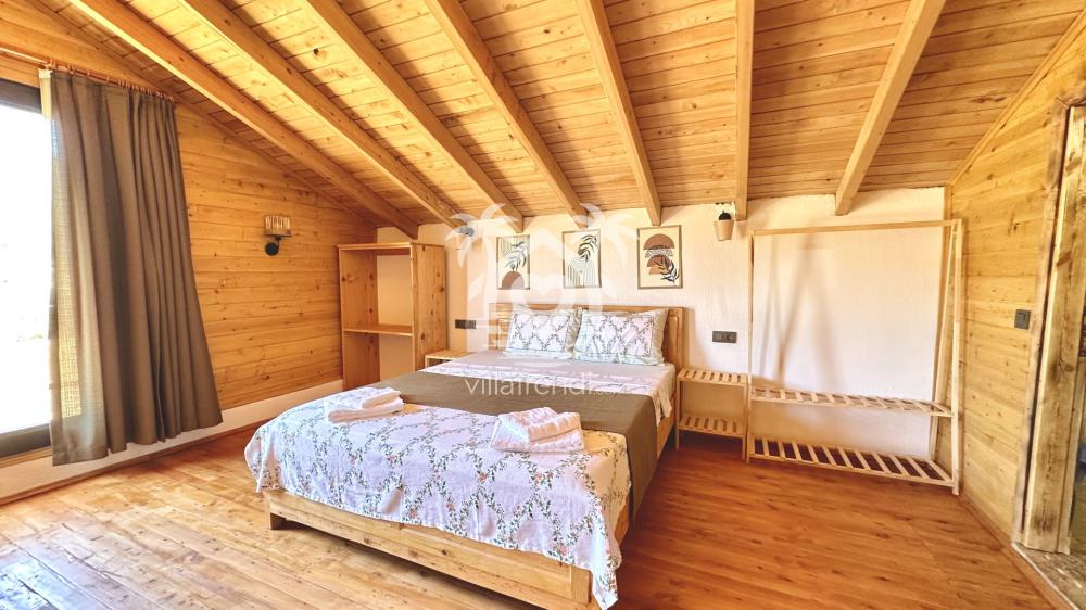 Villa Sherwood ebeveyn yatak odası ve çift kişilik yatak