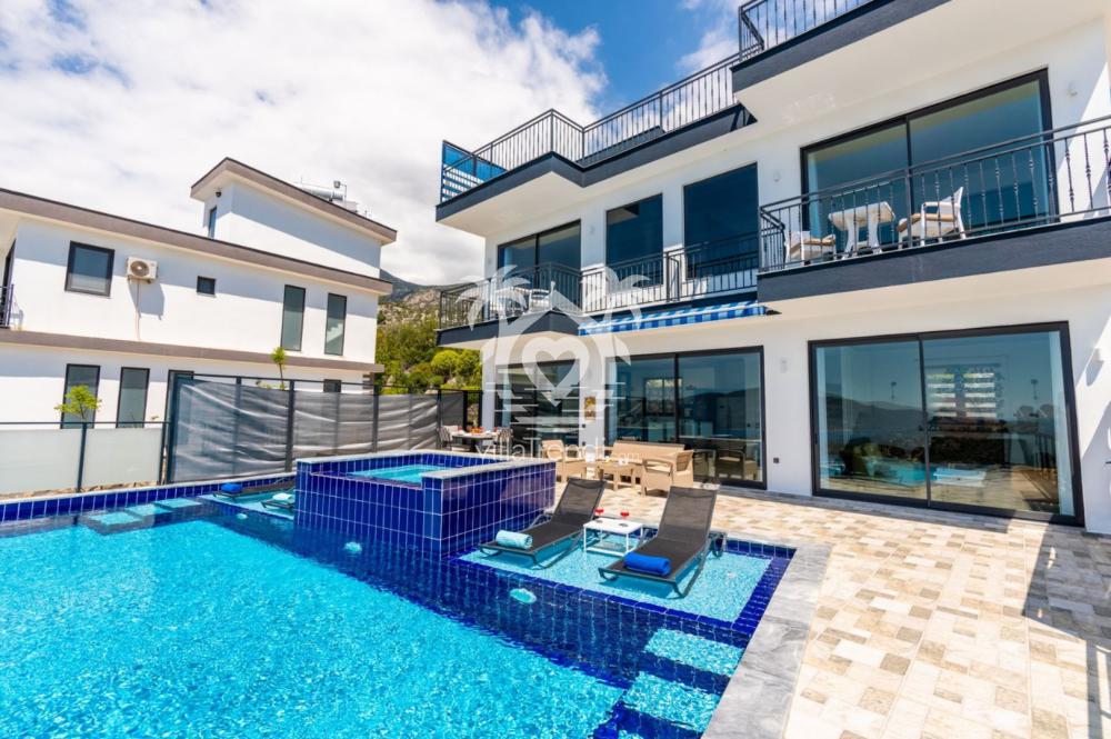 kalkan bezirgan villa uranus dış alan görünümü