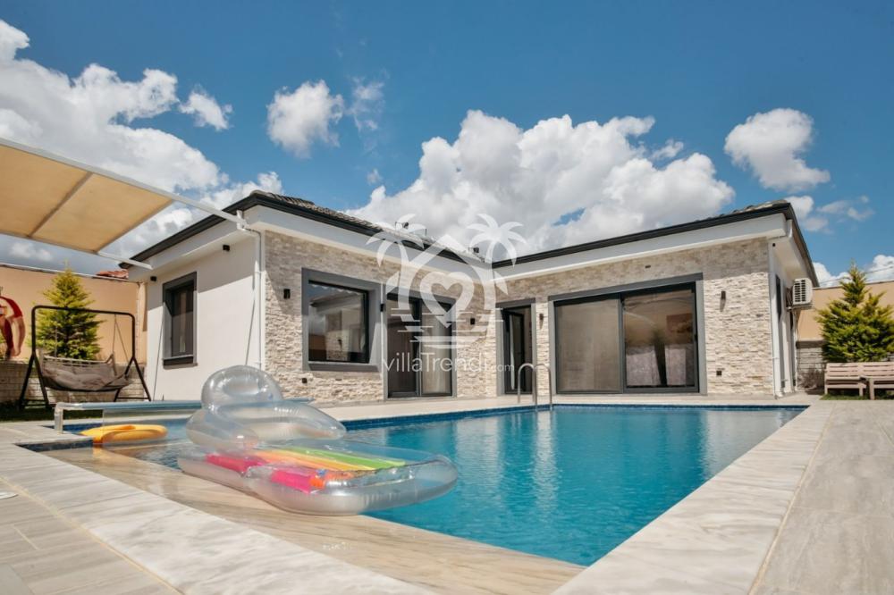 villa vadi özel havuz alanı