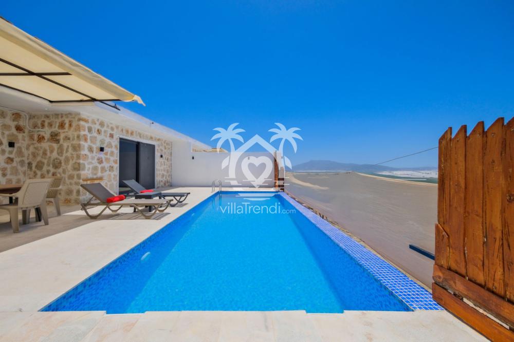 villa yörük 4 özel havuz alanı