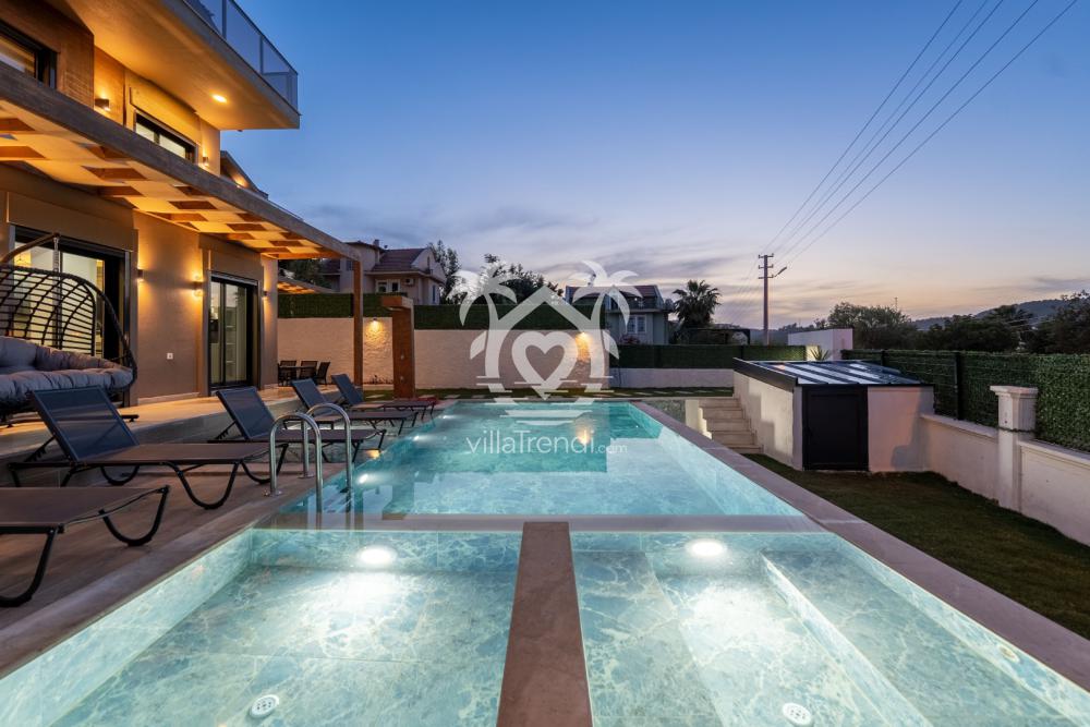 Villa Del Casa Mar özel havuz alanı 1