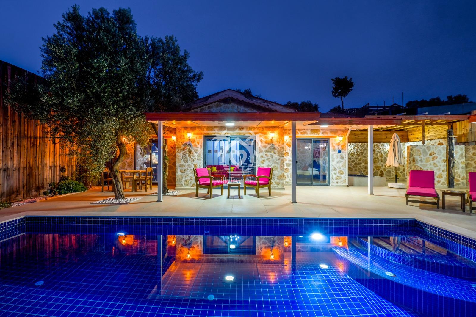 ❤️ Villa Dr 3 | Kalkan Üzümlü'de Deniz Manzaralı Balayı Villası