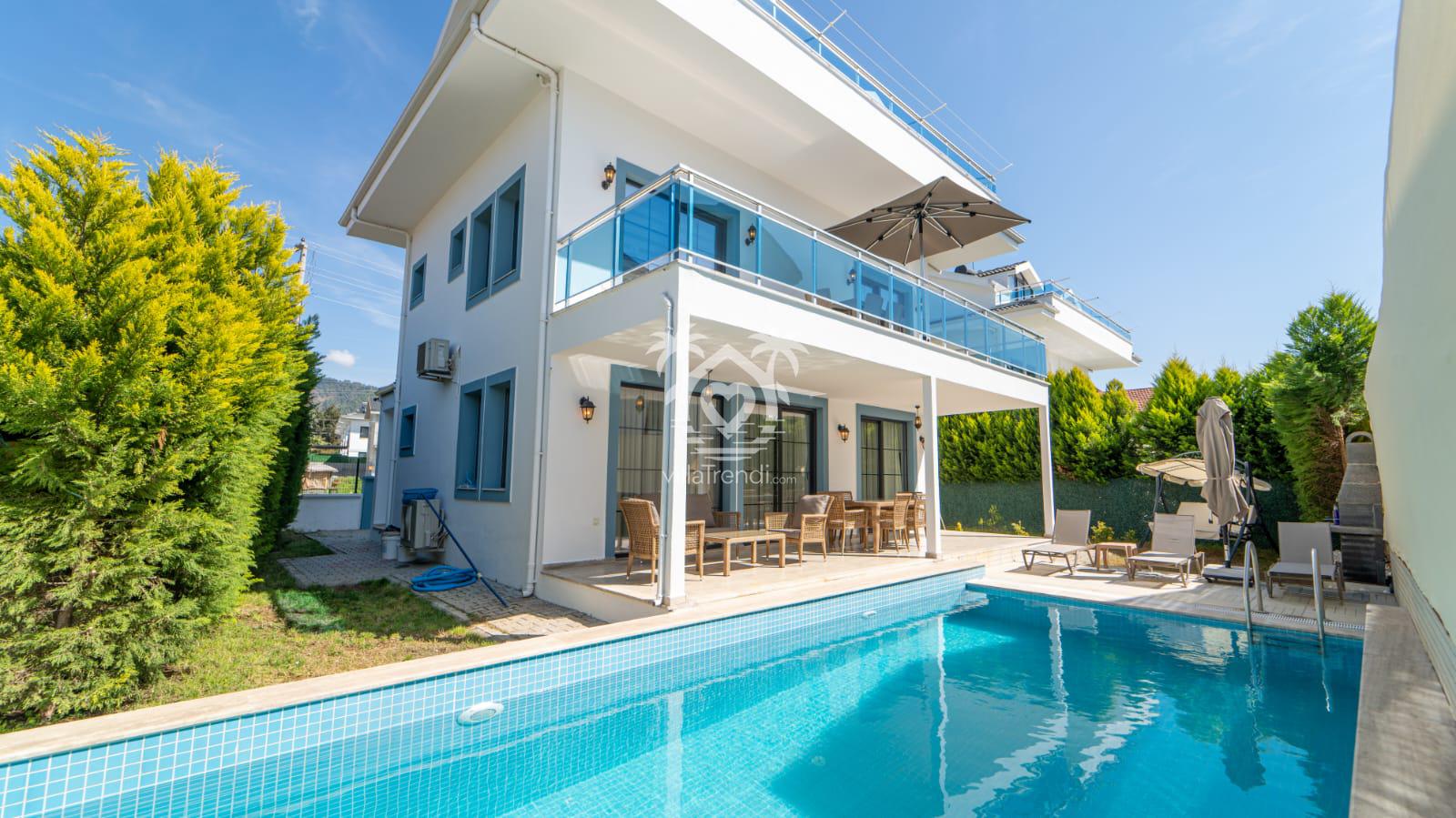 🌴 Fethiye Koca Çalış'ta 5 Odalı Villa | Özel Havuzlu & Bahçeli