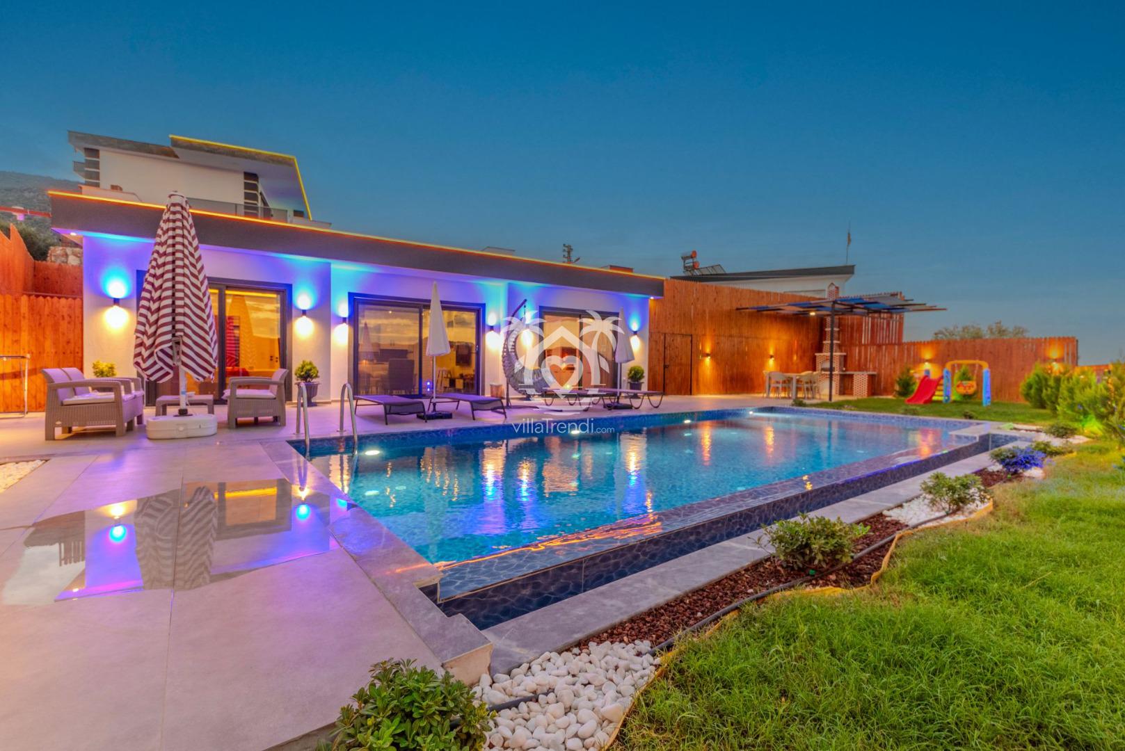 🌿 Villa İnziva Çavdır | Kaş'ta Korunaklı & Jakuzili Doğa Villası